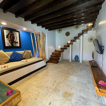 Cantika Villa 吉利特拉旺安 外观 照片