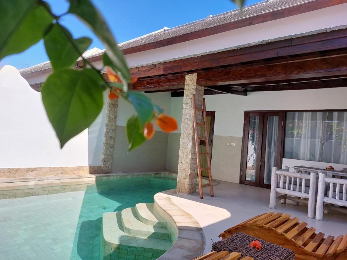 Cantika Villa 吉利特拉旺安 外观 照片