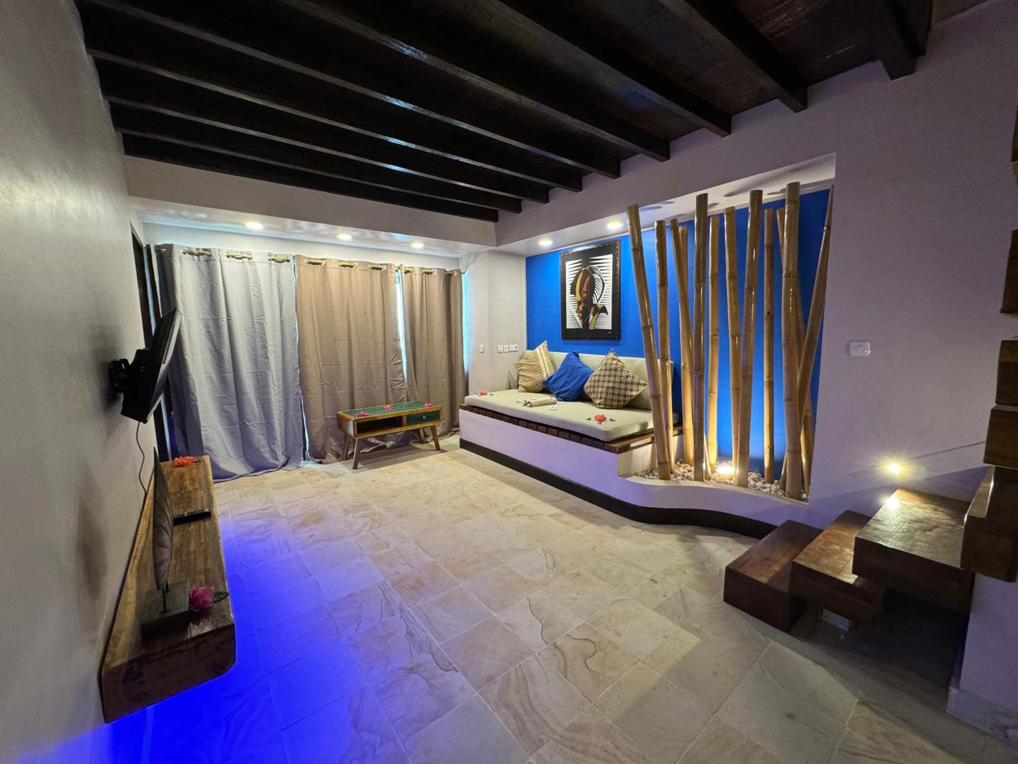 Cantika Villa 吉利特拉旺安 外观 照片