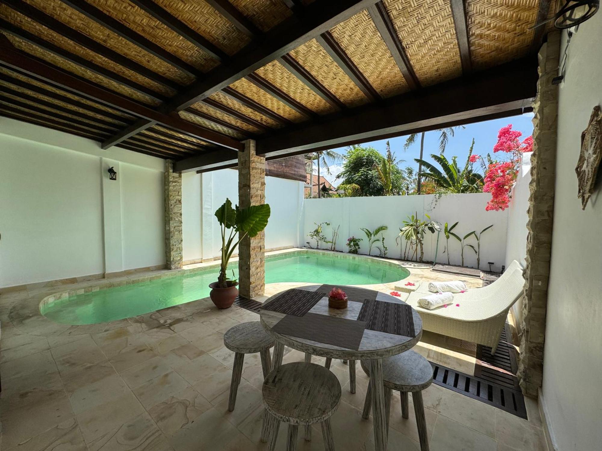 Cantika Villa 吉利特拉旺安 外观 照片